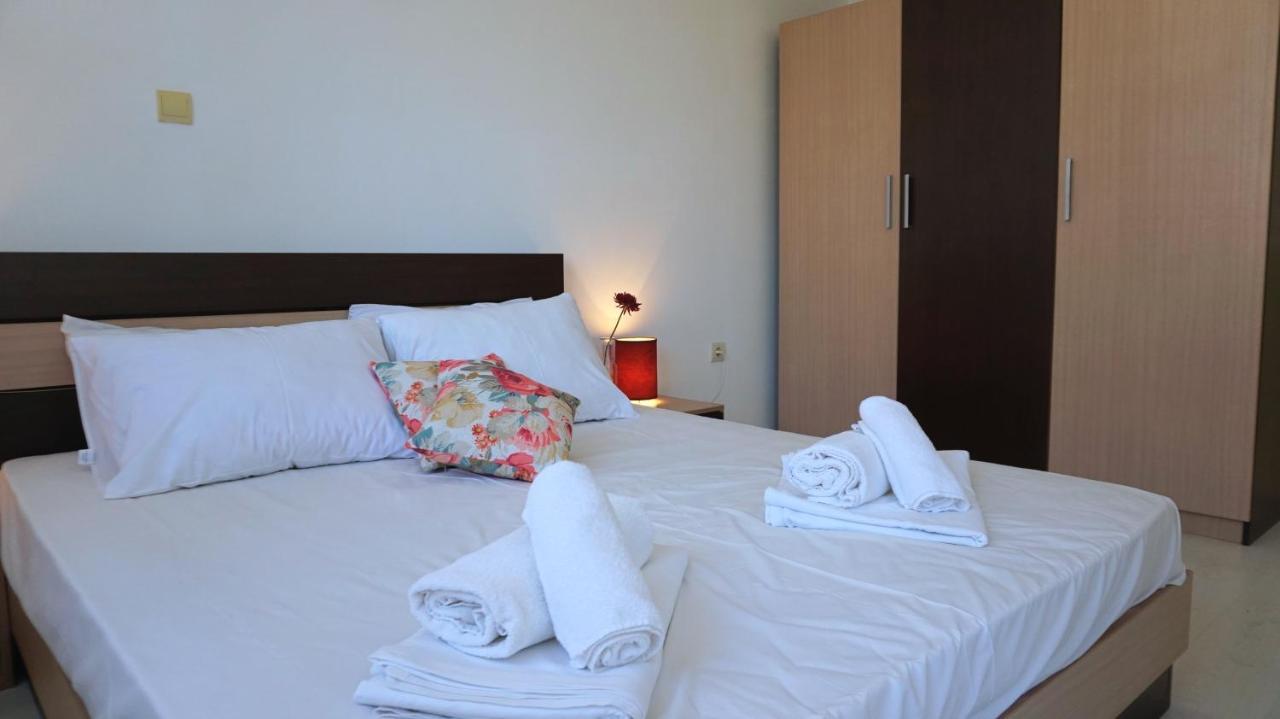 Апартаменти Свети Георги - Saint George Apartments Kavarna Extérieur photo