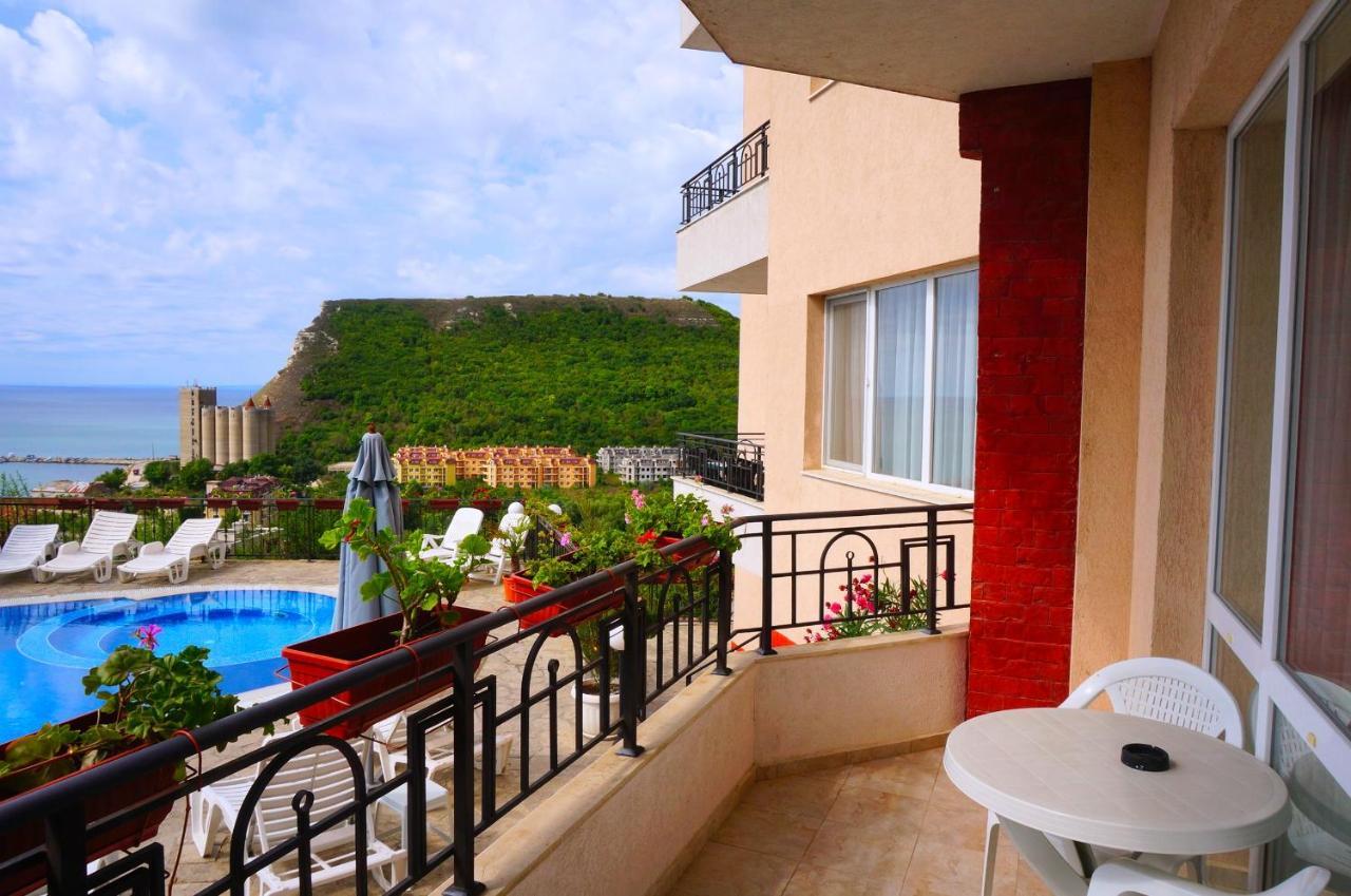 Апартаменти Свети Георги - Saint George Apartments Kavarna Extérieur photo