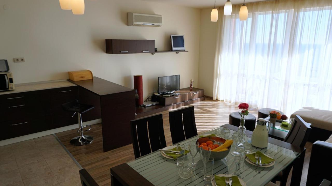 Апартаменти Свети Георги - Saint George Apartments Kavarna Extérieur photo