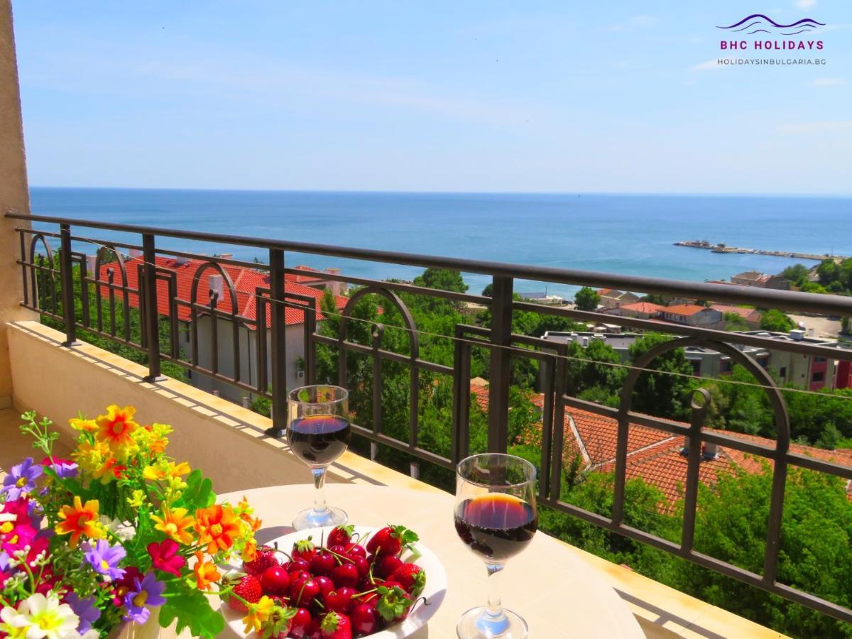 Апартаменти Свети Георги - Saint George Apartments Kavarna Extérieur photo