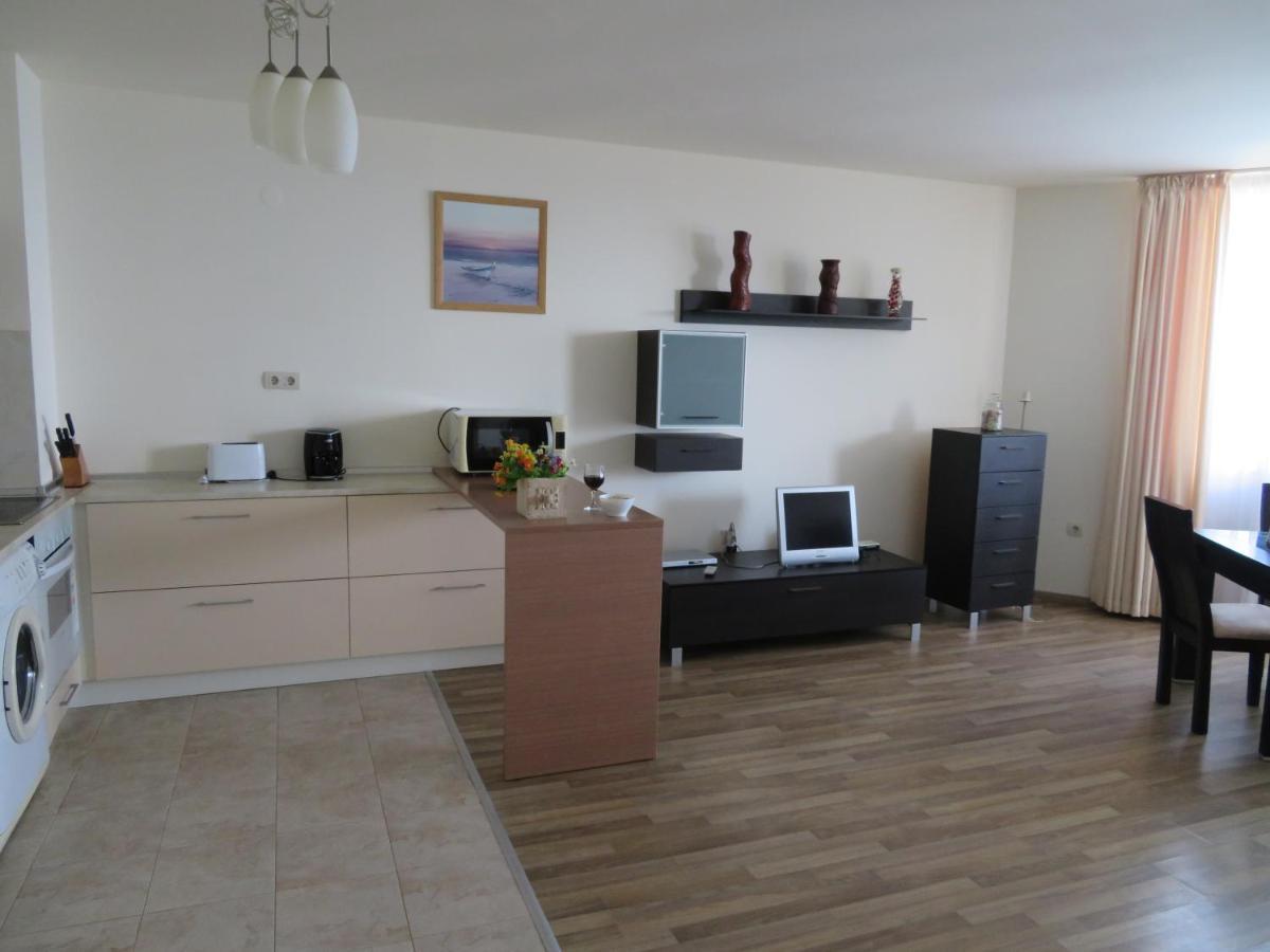Апартаменти Свети Георги - Saint George Apartments Kavarna Extérieur photo